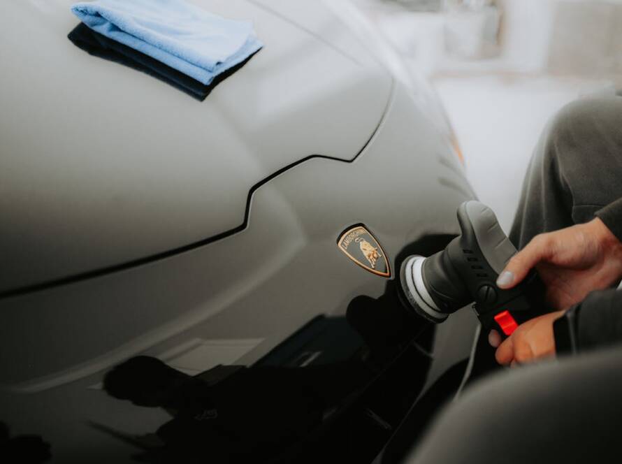 korekt alakieru polerowanie lakieru