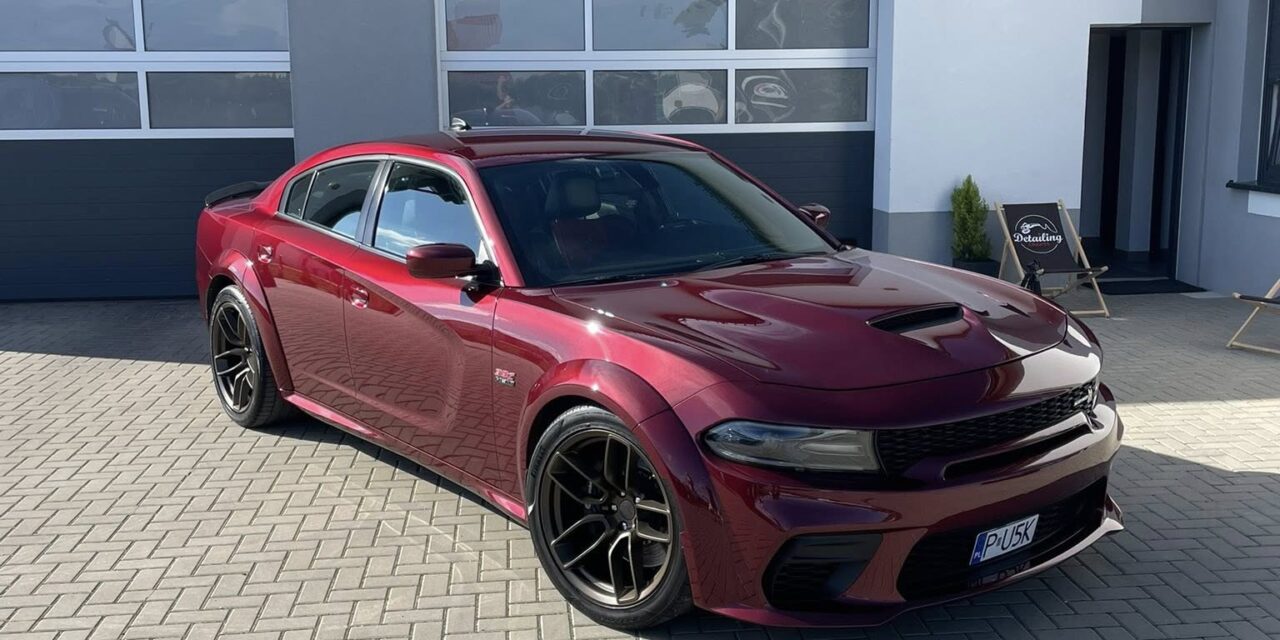 Bestia pod ochroną – Dodge Charger 6.4L V8 i zabezpieczenie hybrydowe